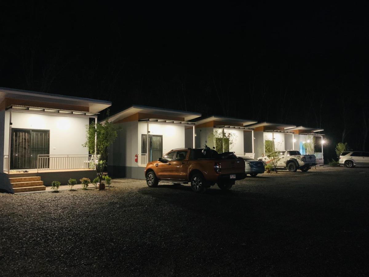 Suanvadee Resort สวนวดี รีสอร์ท Don Sak Exterior photo