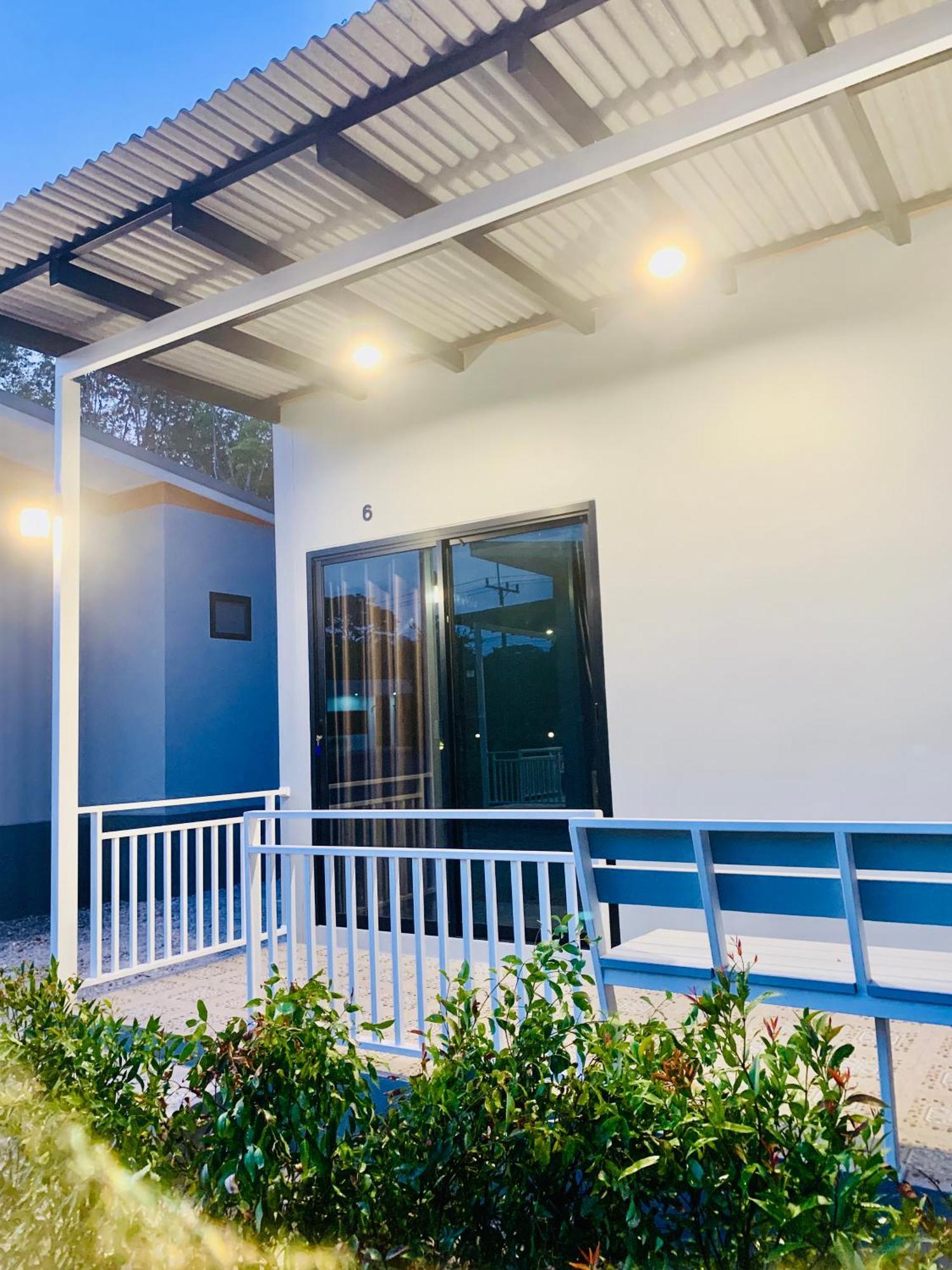 Suanvadee Resort สวนวดี รีสอร์ท Don Sak Exterior photo